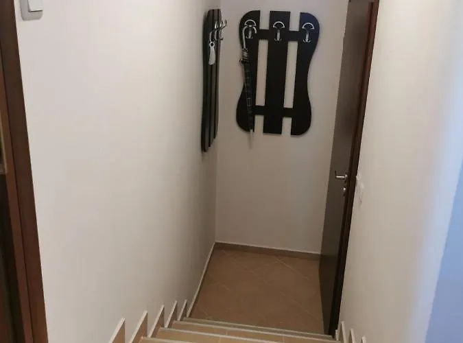 Pirin And View Apartmán